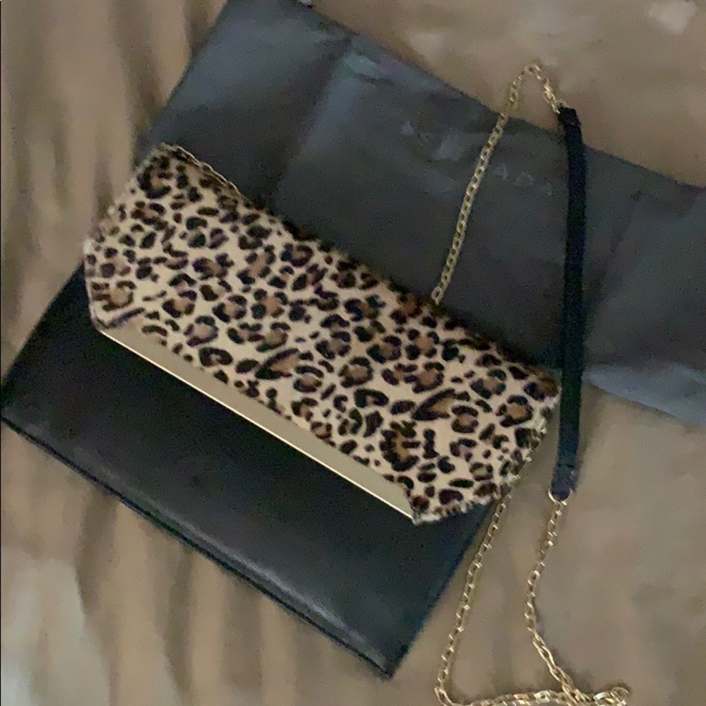 Silpada Zahara Clutch